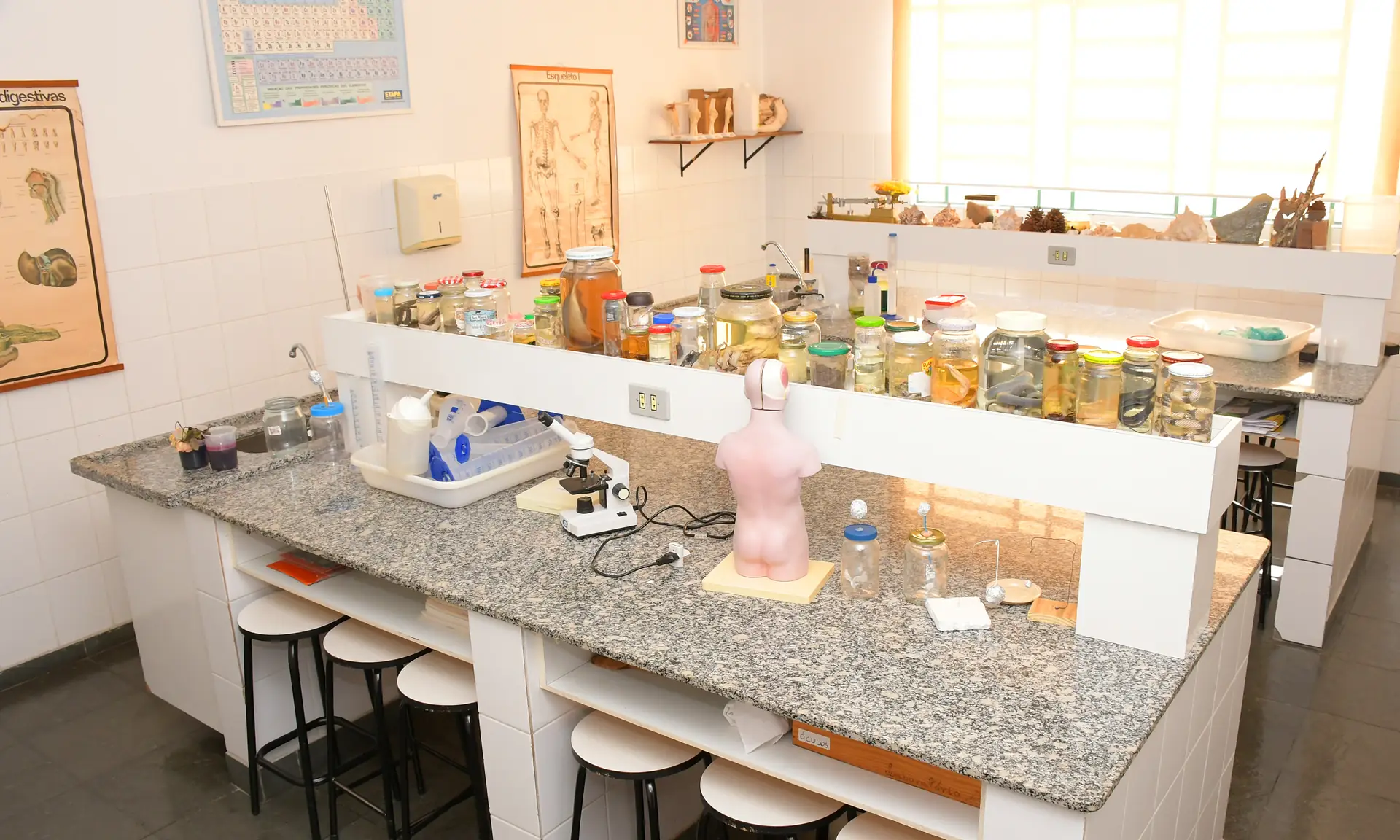 Laboratório de Ciências e Tecnologia