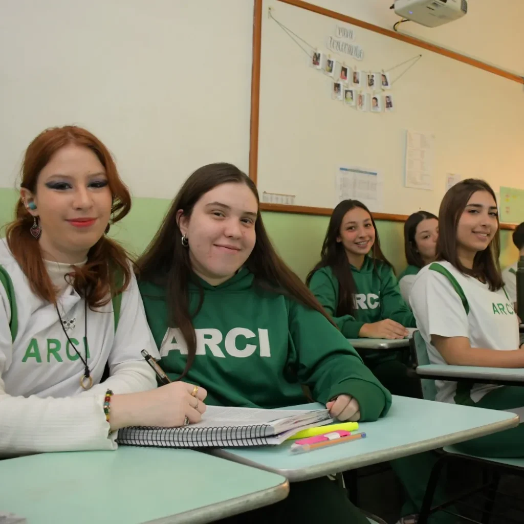 Ensino Médio no Colégio Arci Pimpolho